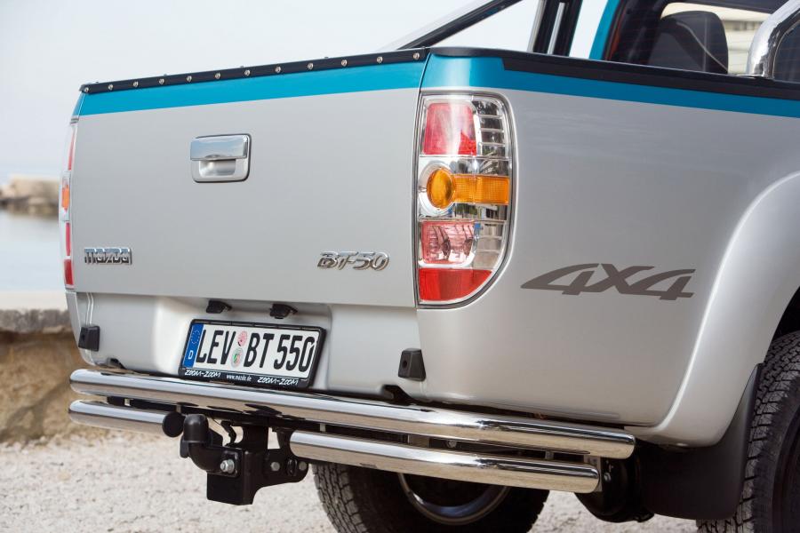  Mazda BT-50 2008 года  (фото 9 из 91)